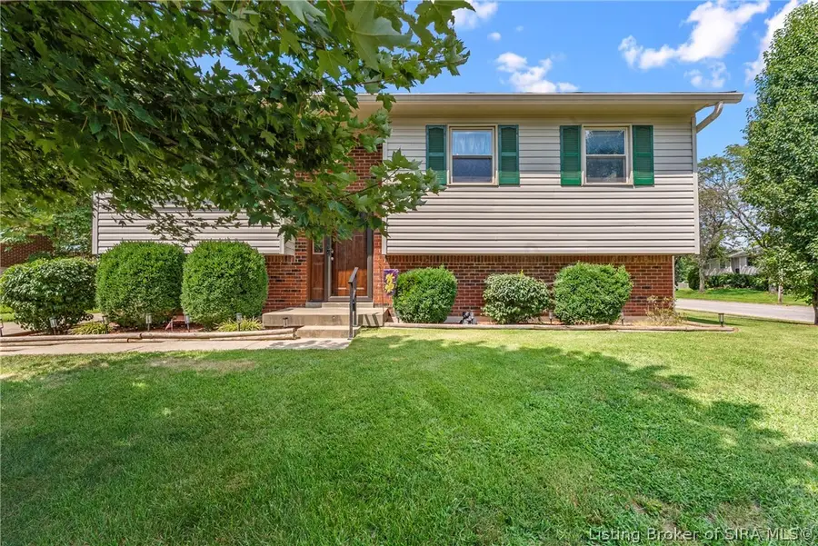 1402 Dove Drive, Jeffersonville, IN 47130 - #3