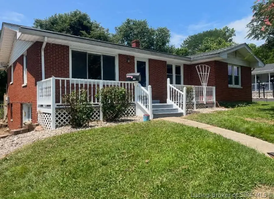 3009 Sycamore Drive, New Albany, IN 47150 - #2