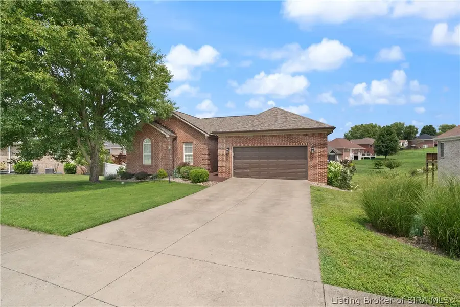 3103 Heritage Heights Way, Jeffersonville, IN 47130 - #2