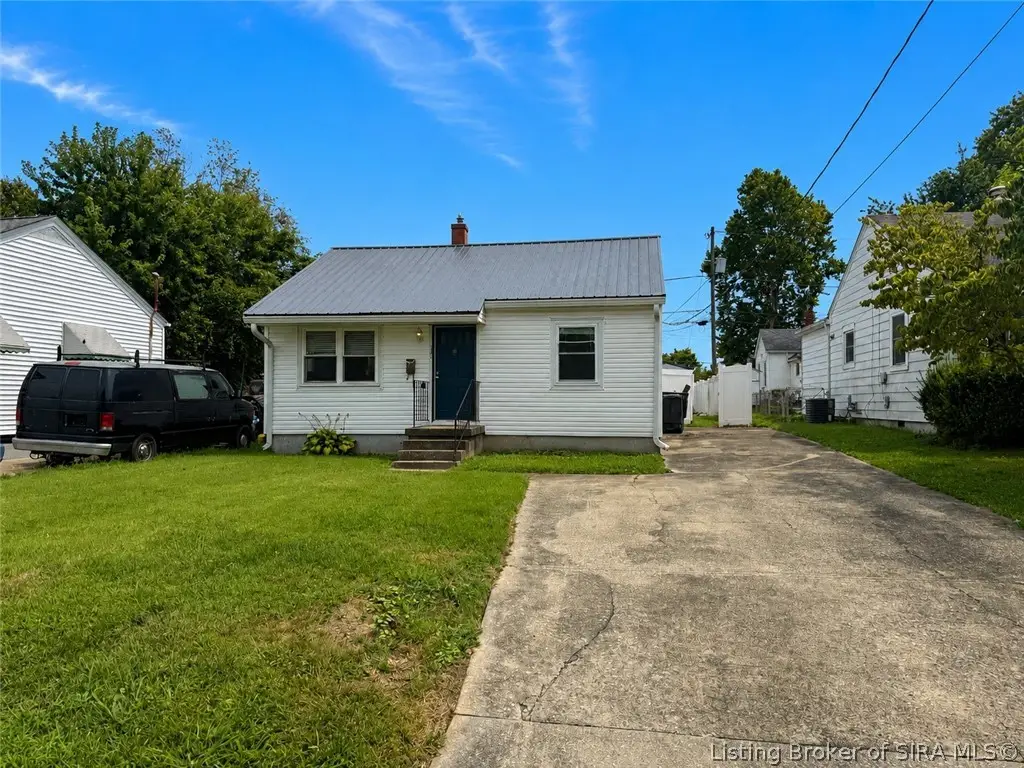 131 Adams Street, New Albany, IN 47150 - #1