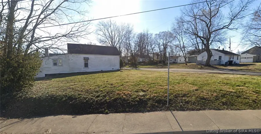 1556 E 8th Street, New Albany, IN 47150 - #2