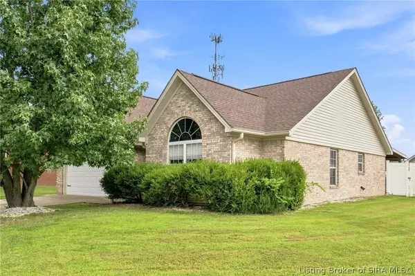 6020 Pine View Court, Jeffersonville, IN 47130