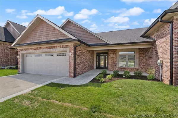 1903 Mystic Falls Circle #229, Jeffersonville, IN 47130