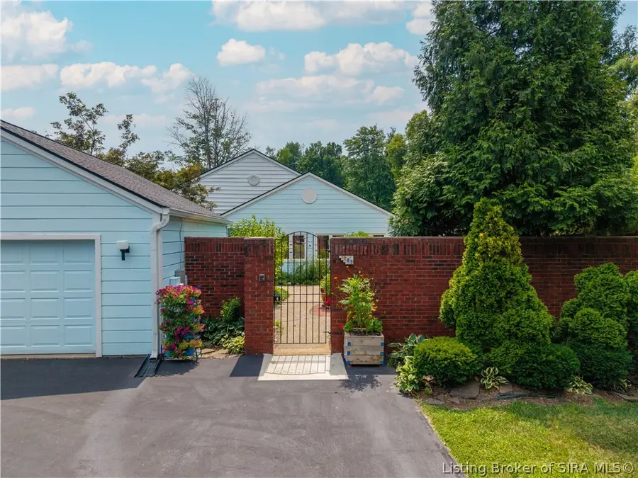 109 Court Yard, Jeffersonville, IN 47130 - #3