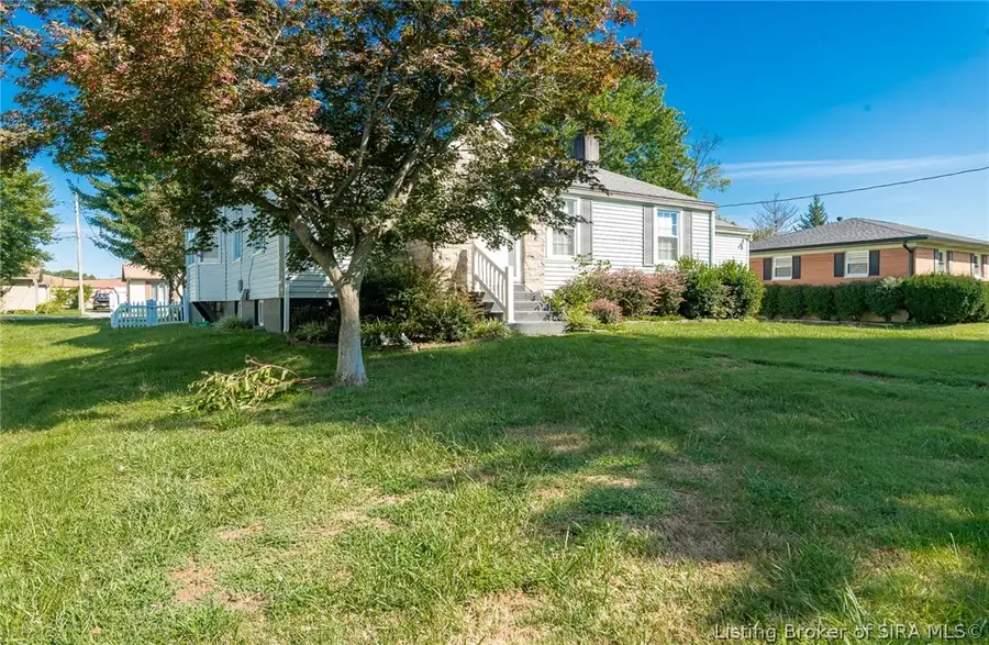 2645 Hoover Avenue, New Albany, IN 47150 - #3