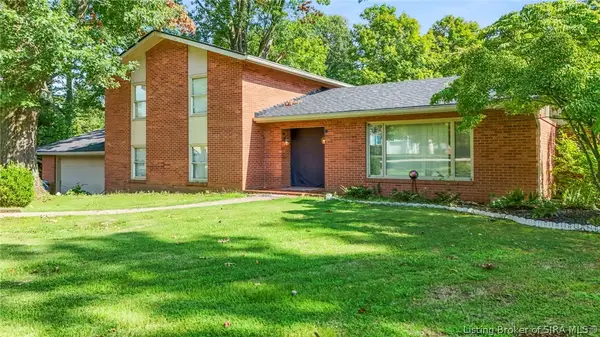 306 Fairmount Drive, Madison, IN 47250