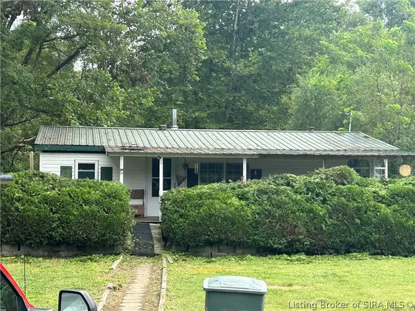 10880 E Whiskey Run Road, Pekin, IN 47165