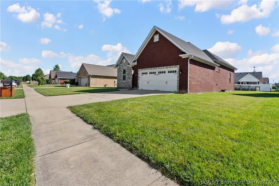 5609 Buckthorne Drive, Jeffersonville, IN 47130 - #3