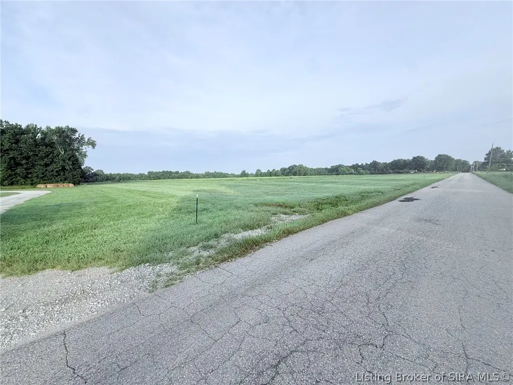 1 Snow Road, Henryville, IN 47126 - #1