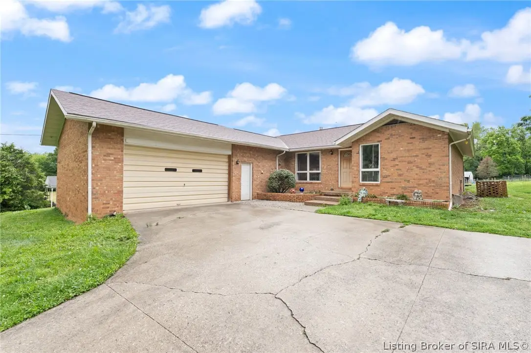 647 E Main Street Nw, Depauw, IN 47115 - #1