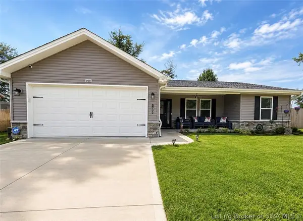 100 Parkside Drive #18, Hanover, IN 47243