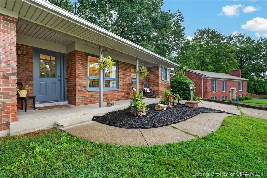 118 Farrington Drive, New Albany, IN 47150 - #2