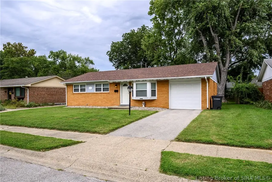604 Mockingbird Drive, Jeffersonville, IN 47130 - #2