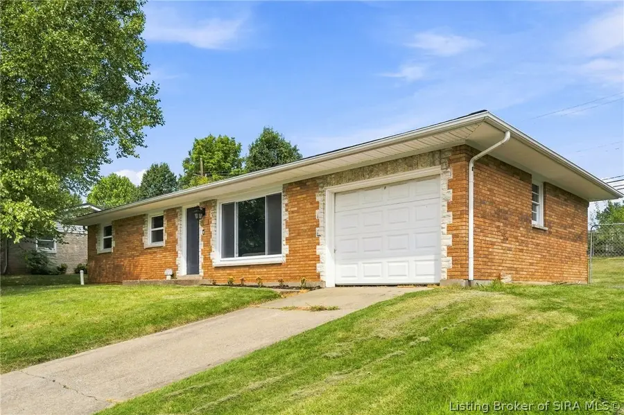 511 Kent Drive, New Albany, IN 47150 - #2