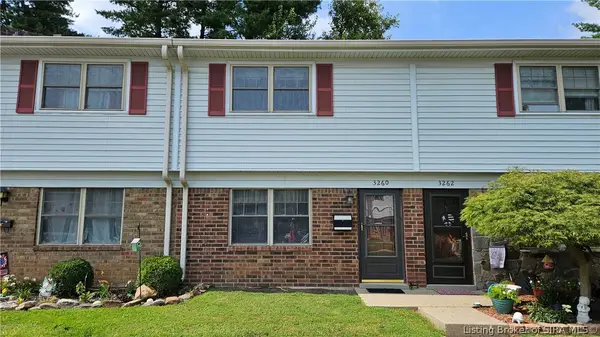 3260 Wooded Way, Jeffersonville, IN 47130