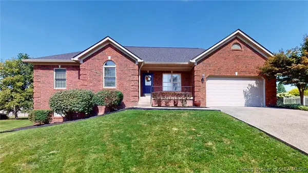 5305 Stonybrooke Court, Jeffersonville, IN 47130