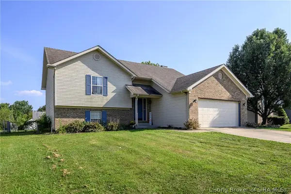 2412 Kingsfield Street, Jeffersonville, IN 47130