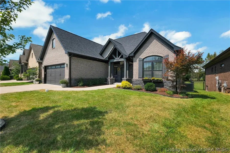 6325 Cliff Drive, Jeffersonville, IN 47130 - #2