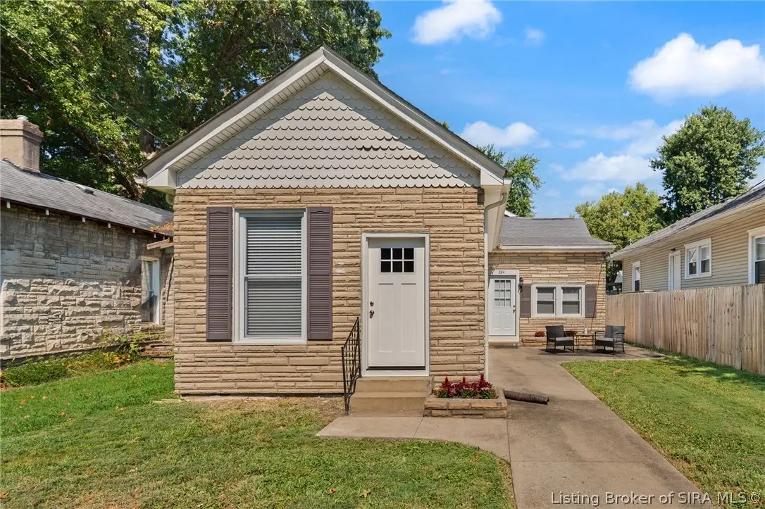 224 E Park Place, Jeffersonville, IN 47130 - #1
