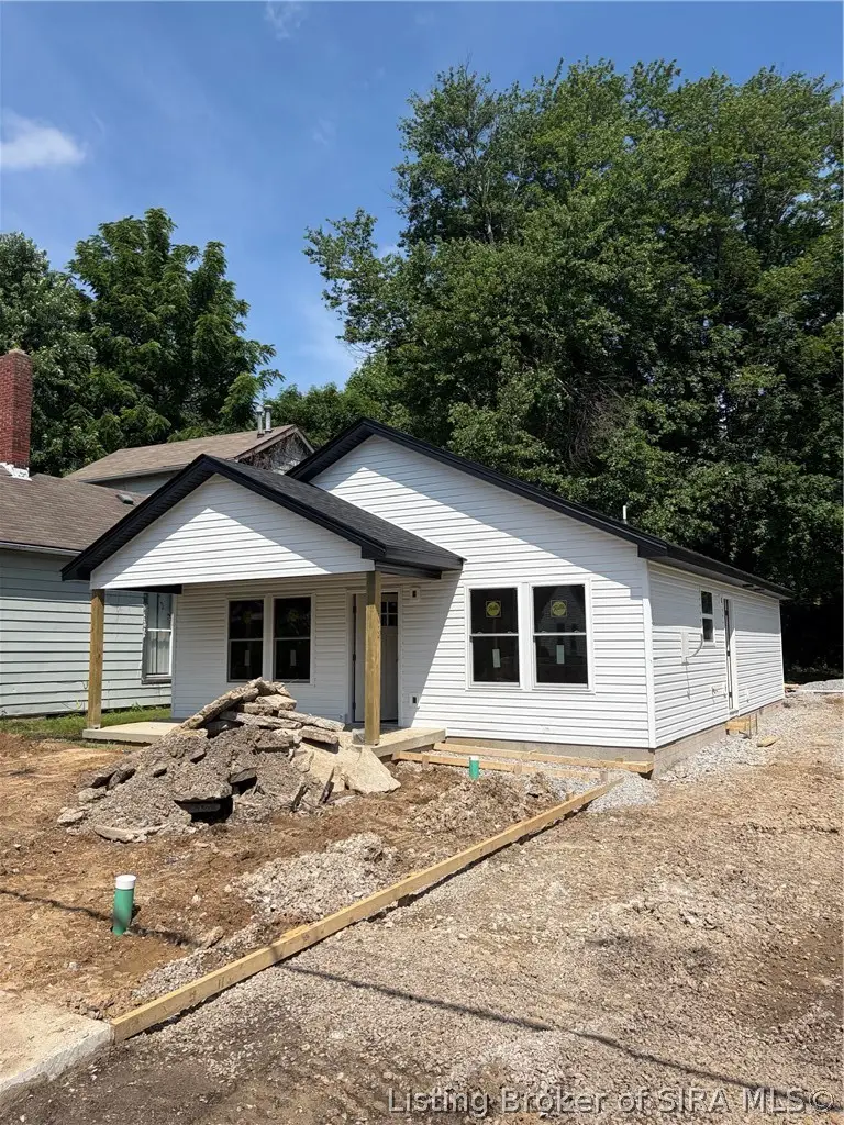 105 Easterm Boulevard, Jeffersonville, IN 47129 - #2
