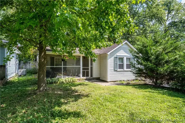 326 Level Street, Charlestown, IN 47111