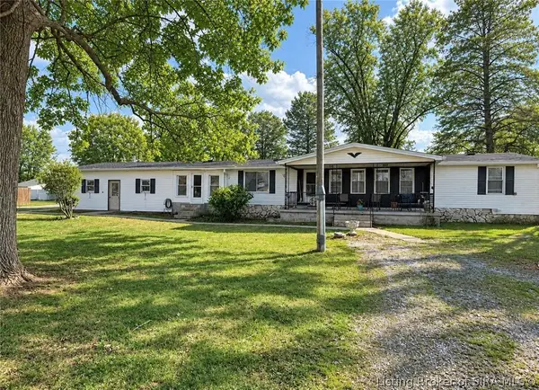 914 Orchard Street, Mitchell, IN 47446