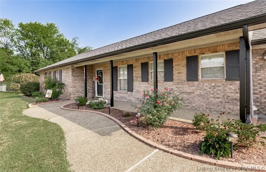3612 Banner Drive, Jeffersonville, IN 47130 - #3