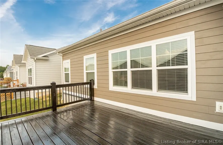 3916 Windsor Creek Drive, New Albany, IN 47150 - #3