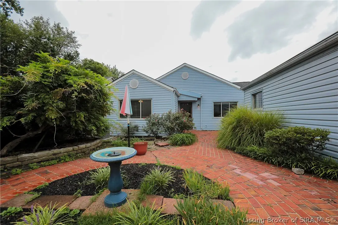 114 The Courtyard, Jeffersonville, IN 47130 - #1