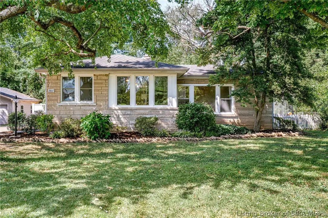 3807 Utica Pike, Jeffersonville, IN 47130 - #1