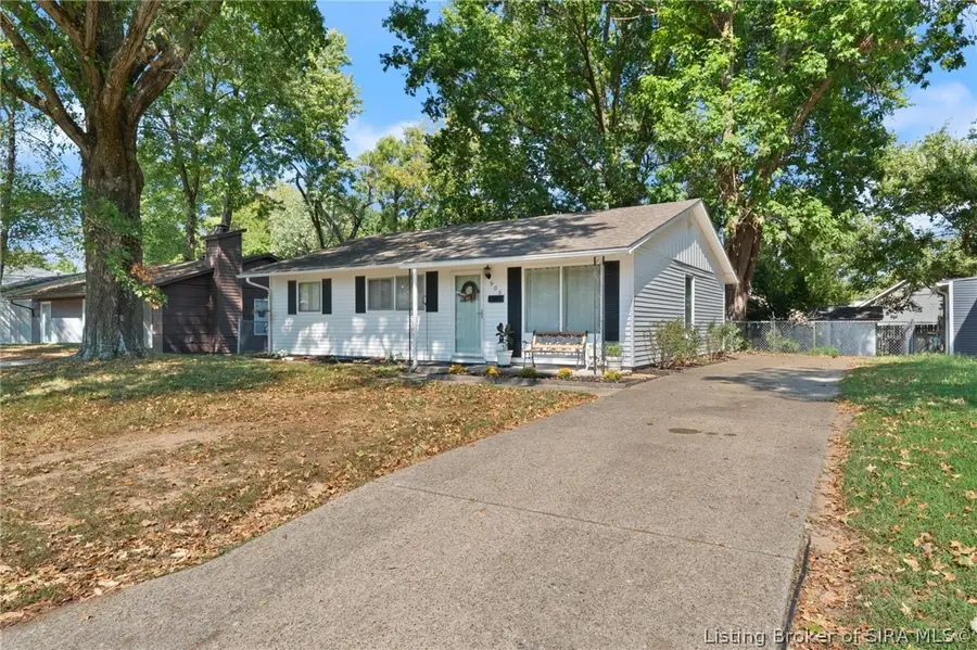 906 Springdale Drive, Jeffersonville, IN 47130 - #2