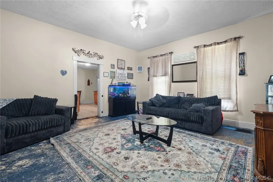 1206 Ekin Avenue, New Albany, IN 47150 - #3