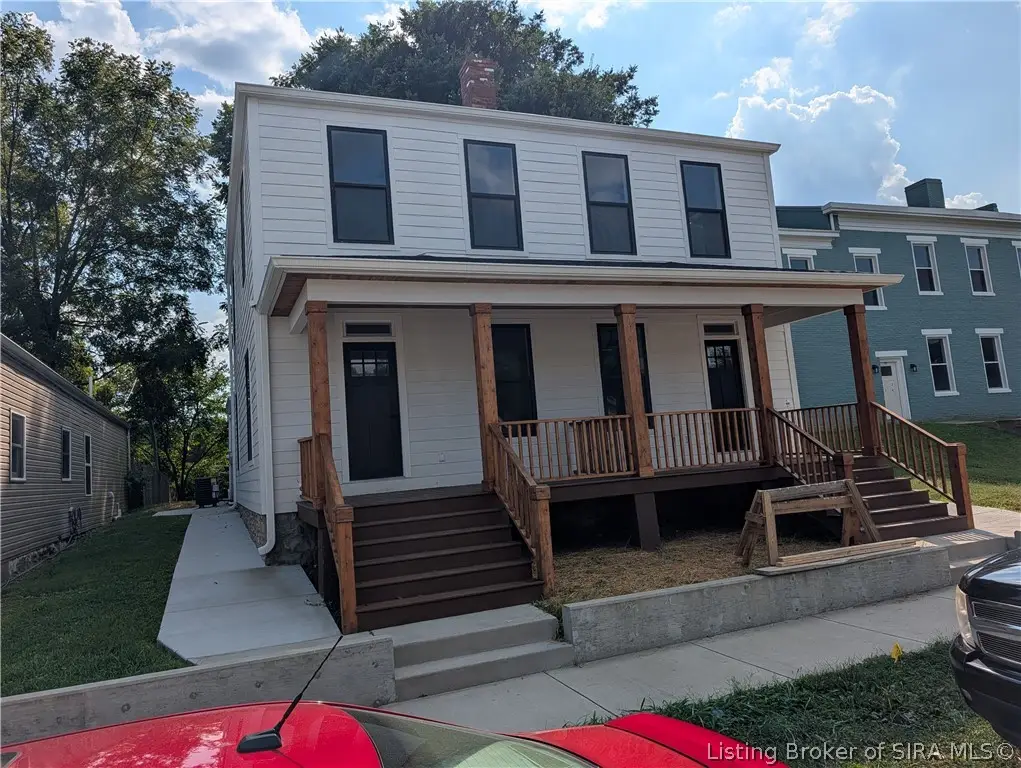 725 W Third Street, Madison, IN 47250 - #1