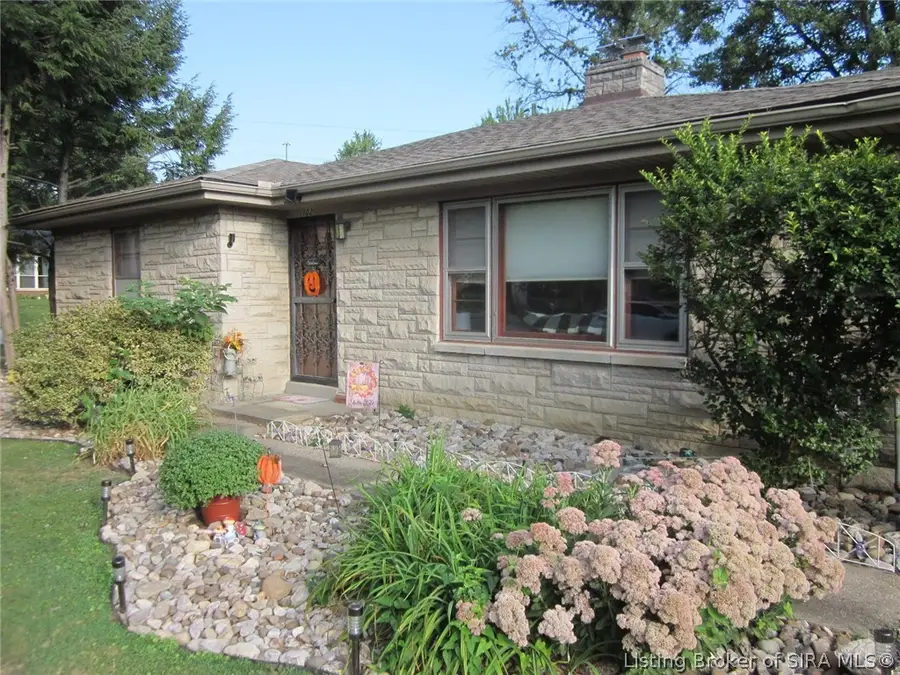 102 Maevi Drive, New Albany, IN 47150 - #3