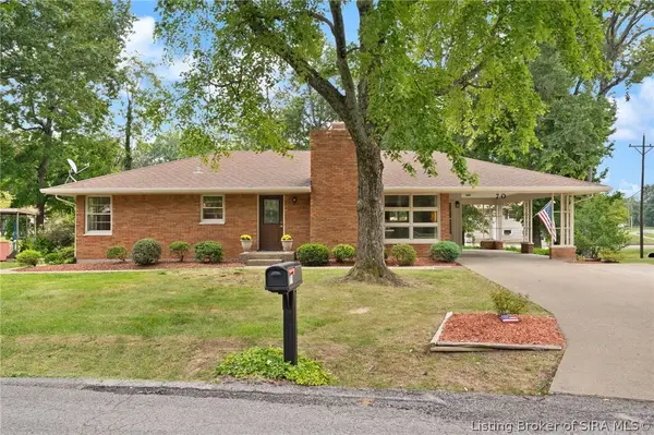 70 Wildwood Road, Jeffersonville, IN 47130