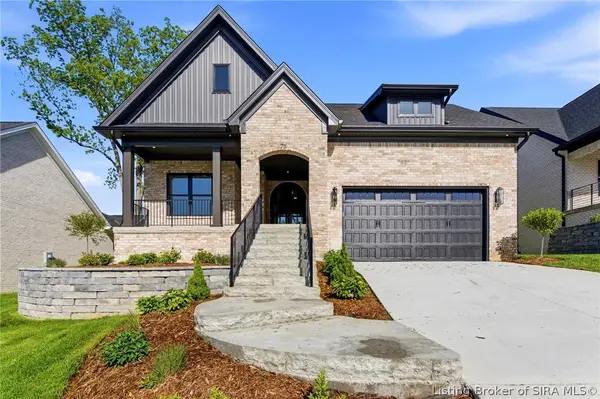 711 Lillian Way, Jeffersonville, IN 47130