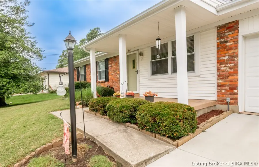 103 Greenlawn Drive, New Albany, IN 47150 - #3