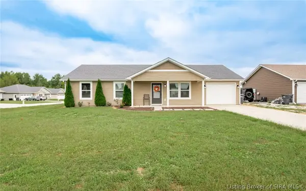 1376 Nova Avenue, Scottsburg, IN 47170