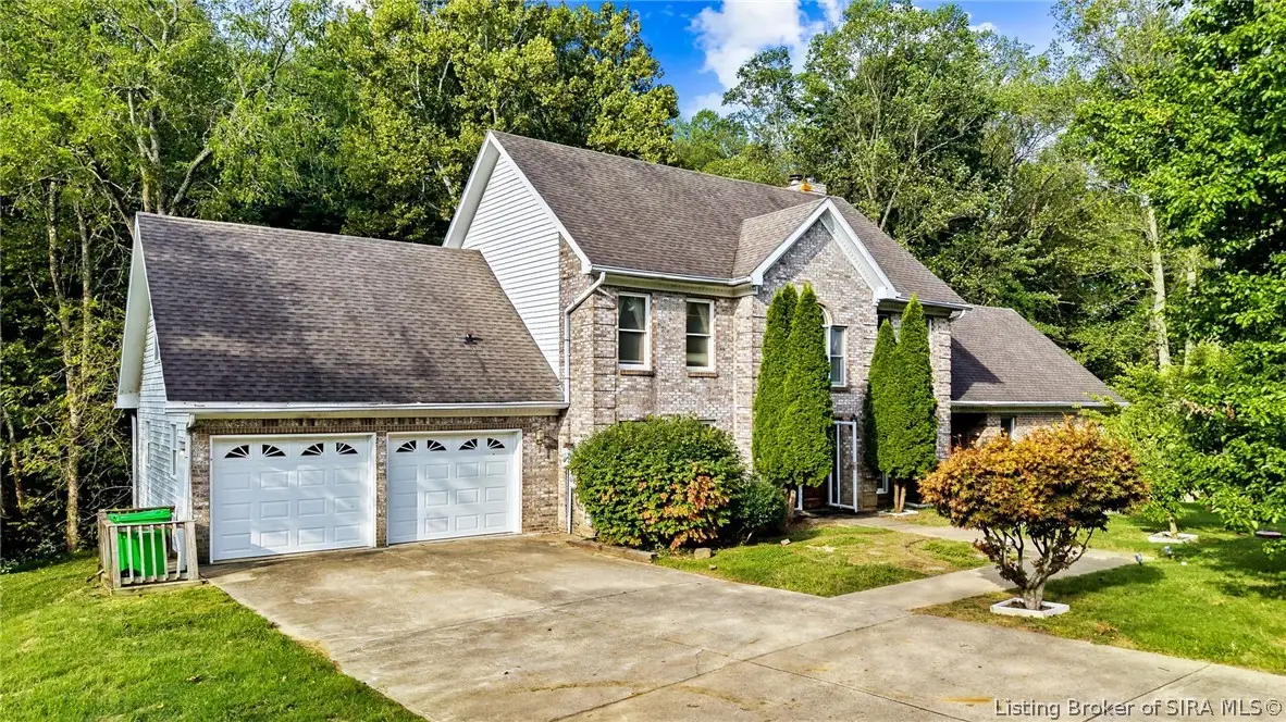 5315 Old Vincennes Road, Floyds Knobs, IN 47119 - #1