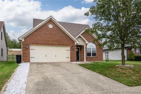 7505 Blue Sky Drive, Sellersburg, IN 47172