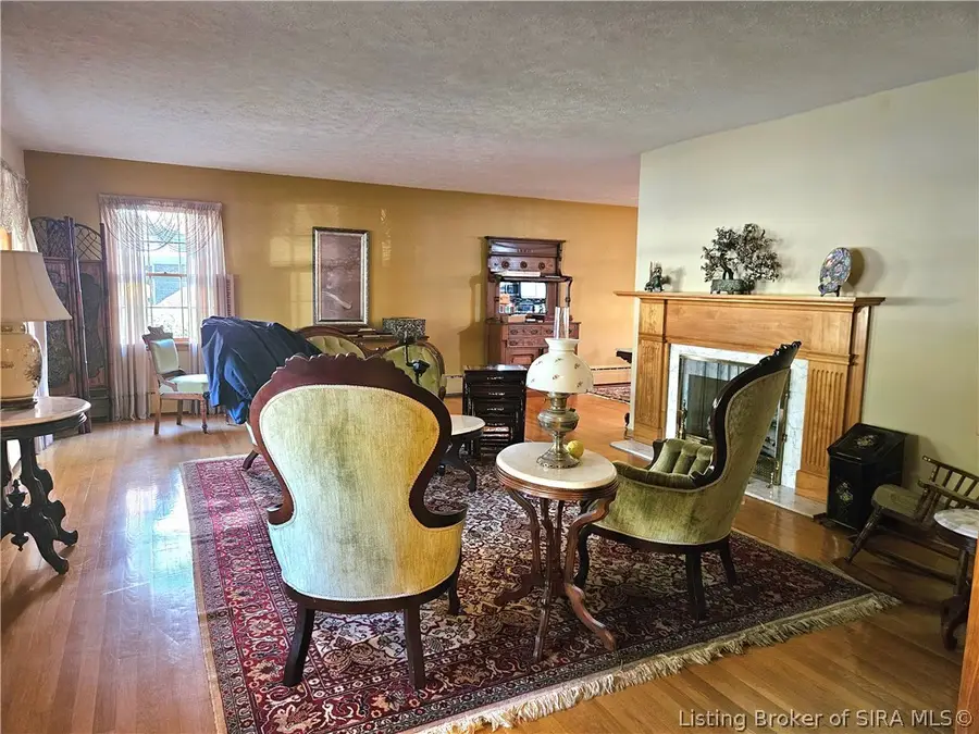 735 W Main Street, Madison, IN 47250 - #3
