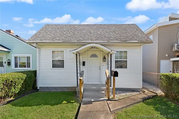 2404 Fairmont Avenue, New Albany, IN 47150