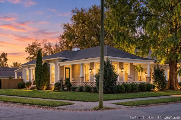 730 E Maple Street, Jeffersonville, IN 47130