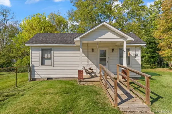 311 Fourth Street South, Jeffersonville, IN 47130