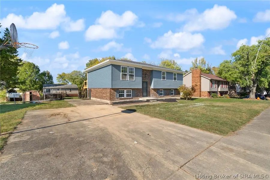 2909 Crums Lane, Jeffersonville, IN 47130 - #2