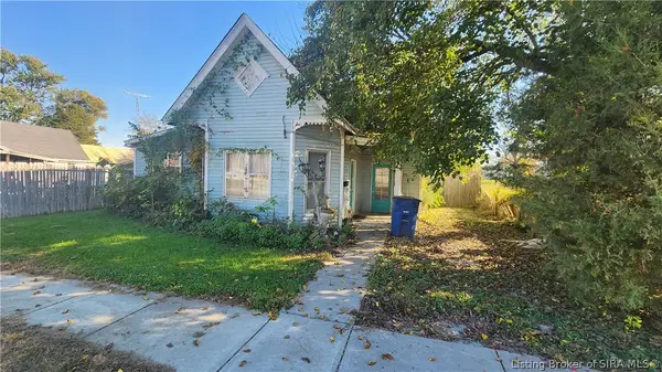 126 W Main Street, Mitchell, IN 47446