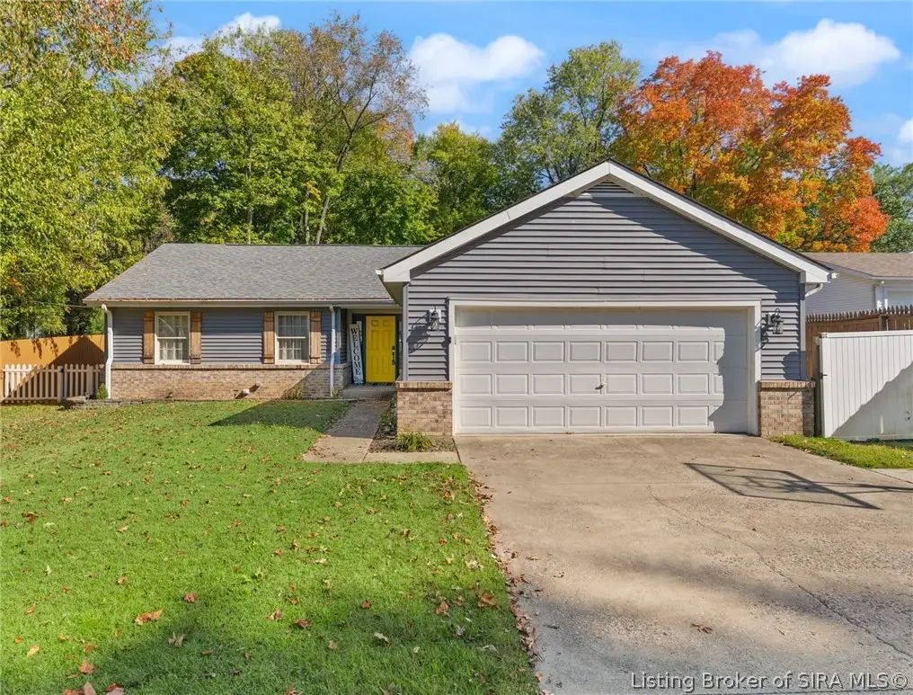 206 Hopkins Lane, Jeffersonville, IN 47130 - #1