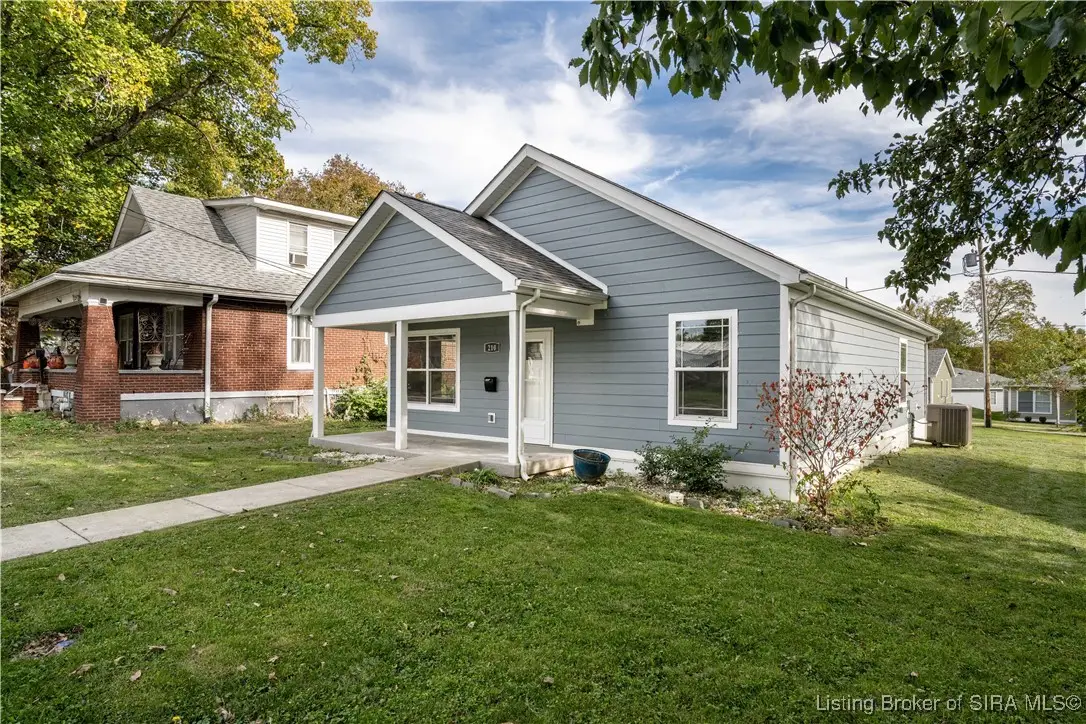 210 Clay Street, New Albany, IN 47150 - #1