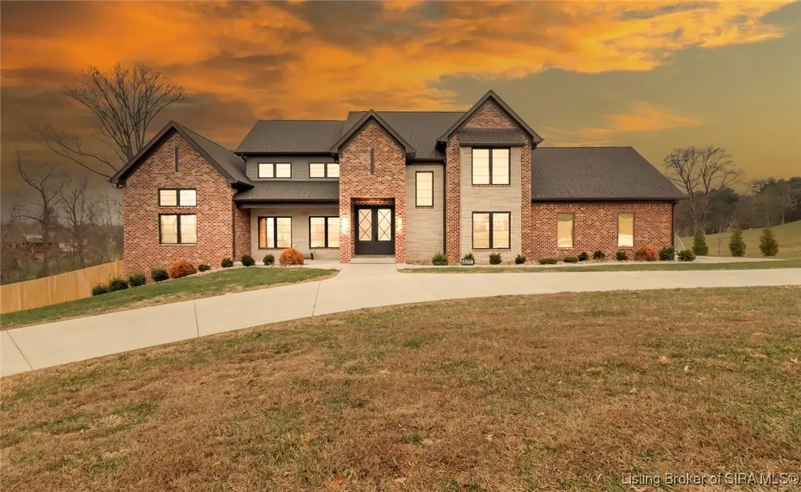 5560 Old Vincennes Road, Floyds Knobs, IN 47119 - #1