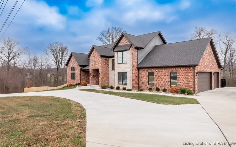5560 Old Vincennes Road, Floyds Knobs, IN 47119 - #3